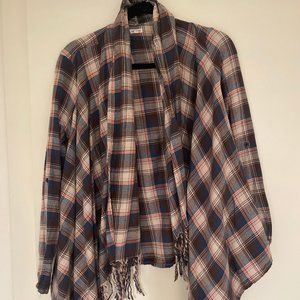 En Creme Plaid Shawl Shirt Small